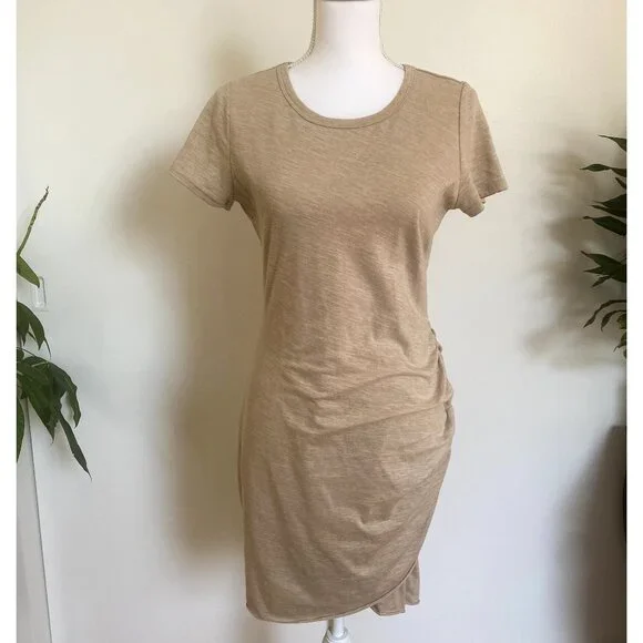 🤎 NWOT - La Miel Soft Ruched Mini T-shirt Dress with tulip skirt 🤎 - Picture 2 of 10